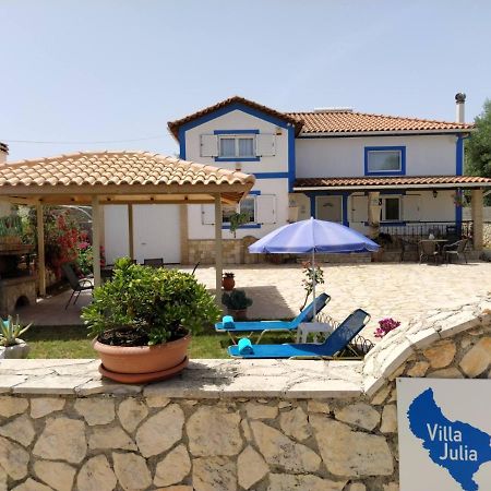 טסיליבי Villa Julia מראה חיצוני תמונה
