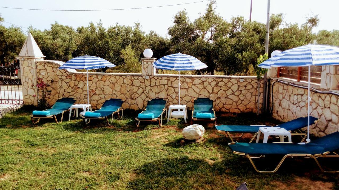 טסיליבי Villa Julia מראה חיצוני תמונה