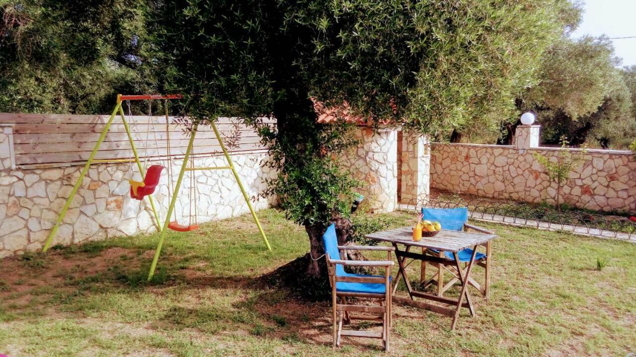 טסיליבי Villa Julia מראה חיצוני תמונה